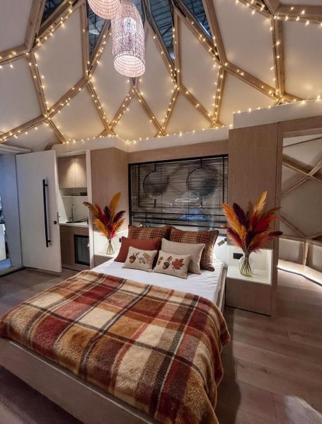 Suite/Chambre Circus décorée pour Halloween hébergement atypique pour toutes les occasion, Halloween, Noël, Saint Valentin, anniversaire de mariage, anniversaire, nuit de noces..